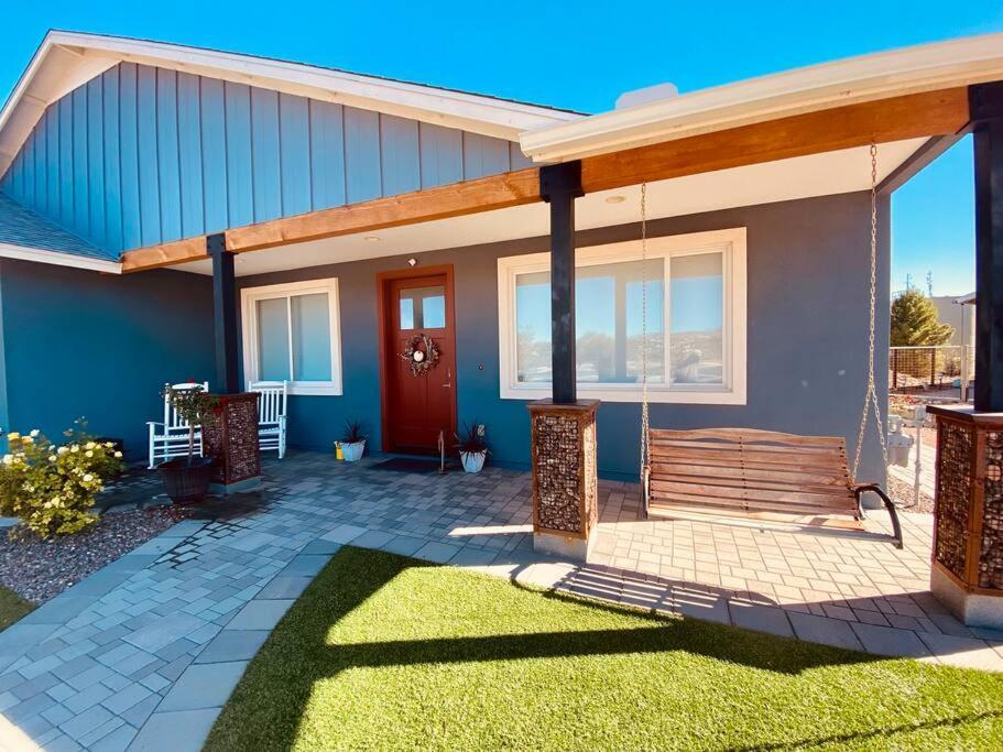 Modern 3 Bedroom Home Cottonwood Exterior photo